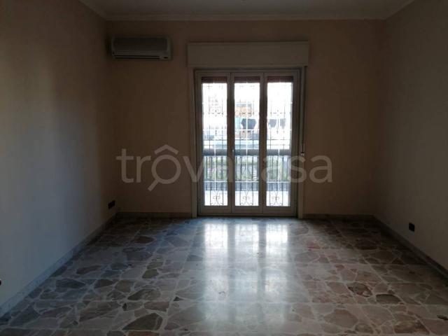 Appartamento in in affitto da privato a Gravina di Catania via Donato Bramante, 25, box, terrazzo, da privato TrovaCasa