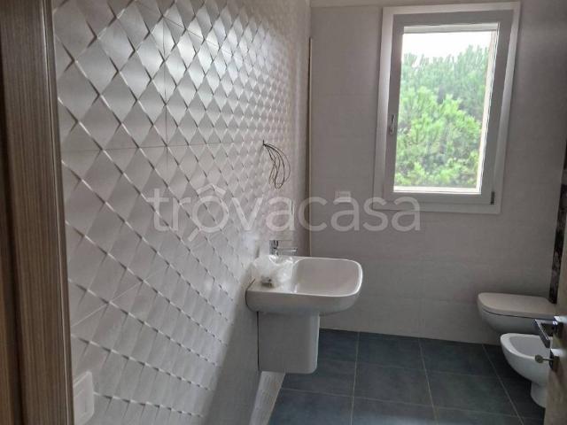 Appartamento in in affitto da privato a Grottammare via Sandro Botticelli, 3, non arredato/vuoto, box, da privato TrovaCasa