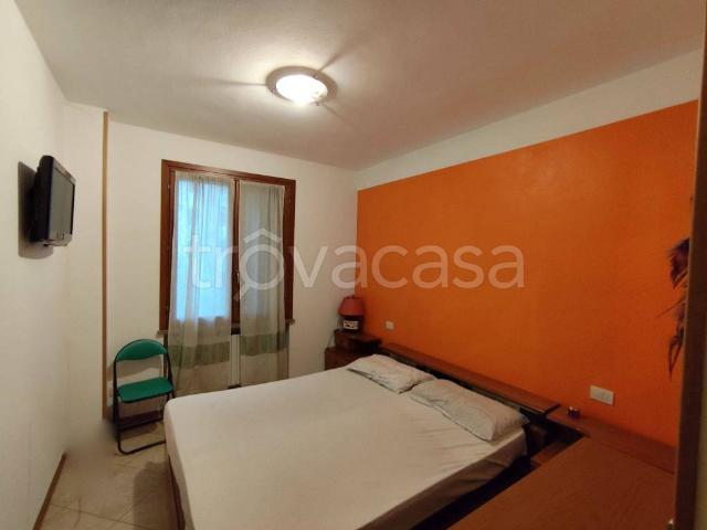 Appartamento in in affitto da privato a Guastalla via Arnaldo Bartoli, 7, da privato, ascensore TrovaCasa