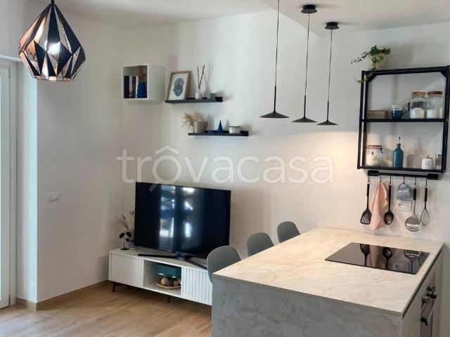Appartamento in in affitto da privato a Guidonia Montecelio via delle Calle, 19, arredato, giardino, da privato TrovaCasa