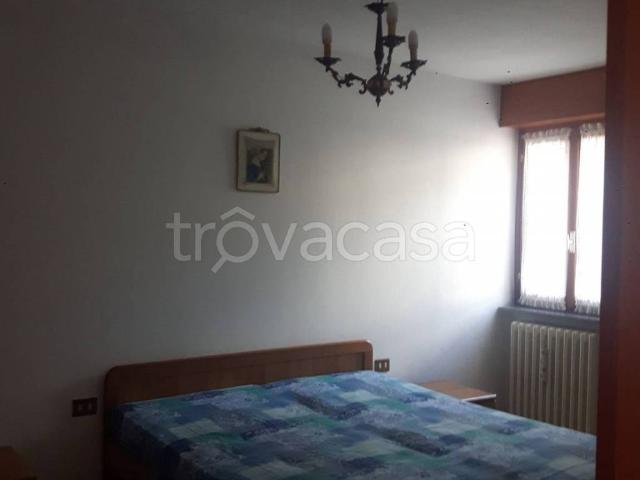 Appartamento in in affitto da privato a Esino Lario via Adamello, terrazzo, da privato TrovaCasa