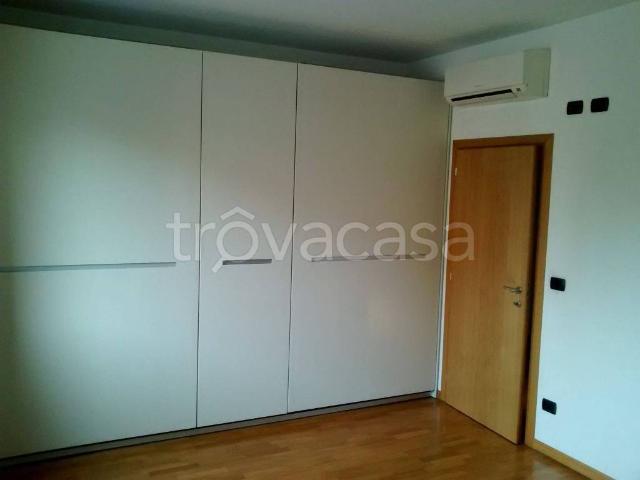 Appartamento in in affitto da privato a Forlì via Francesco la Greca, arredato, box, terrazzo TrovaCasa
