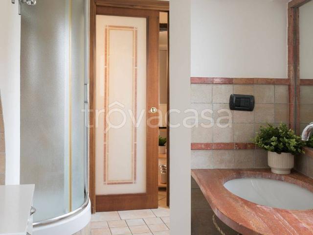 Appartamento in in affitto da privato a Fossano via Camillo Benso di Cavour, 49, da privato, luminoso, sala da pranzo TrovaCasa