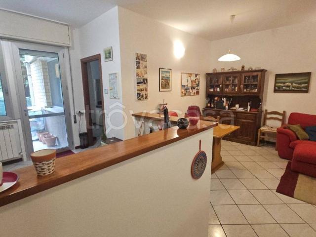 Appartamento in in affitto da privato a Fermo via Patrizio Gennari, 26, terrazzo, da privato, frigorifero TrovaCasa