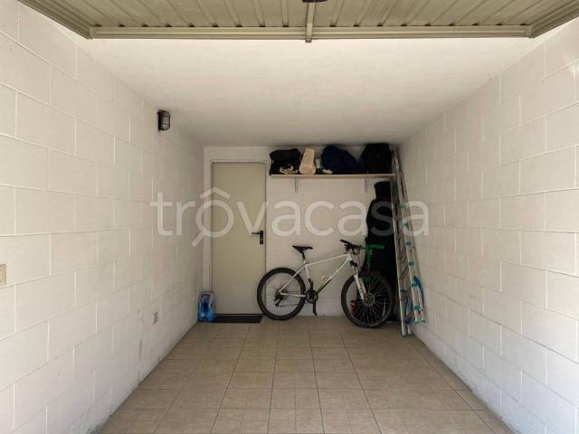 Appartamento in in affitto da privato a Ferno via Alessandro Volta, arredato, box, da privato TrovaCasa