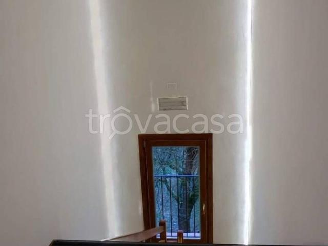 Appartamento in in affitto da privato a Ferrara via della Canapa, 40, da privato, ristrutturato, centrale TrovaCasa