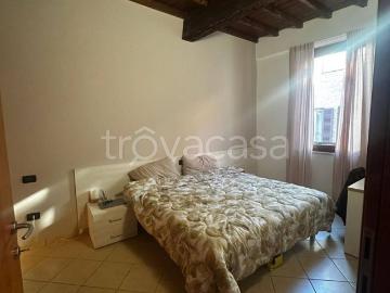 Appartamento in in affitto da privato a Ferrara via Vegri, 15, arredato, da privato, centrale TrovaCasa