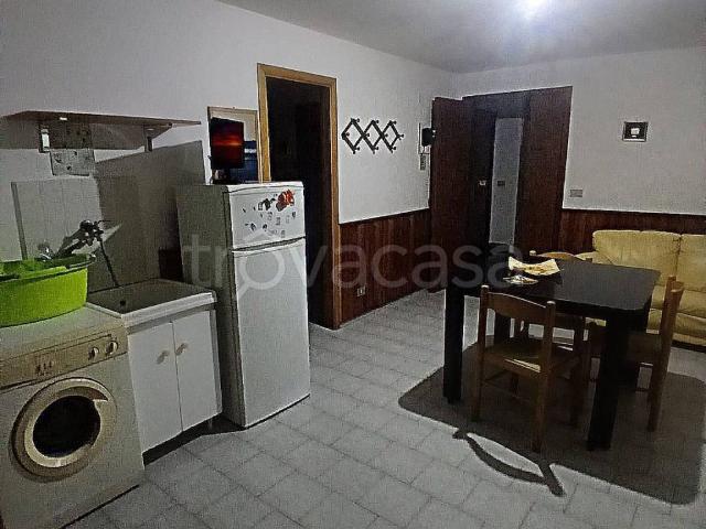 Appartamento in in affitto da privato a Fiumefreddo Bruzio via delle Allodole, 43, arredato, da privato, luminoso TrovaCasa