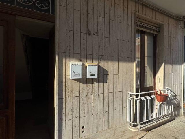Appartamento in in affitto da privato a Floridia via Giovanni Pascoli, 23, arredato, da privato, ultimo piano TrovaCasa