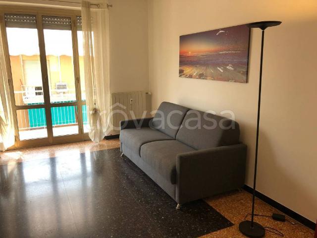 Appartamento in in affitto da privato a Loano via Venezia, 24, da privato, ultimo piano, lavatrice TrovaCasa