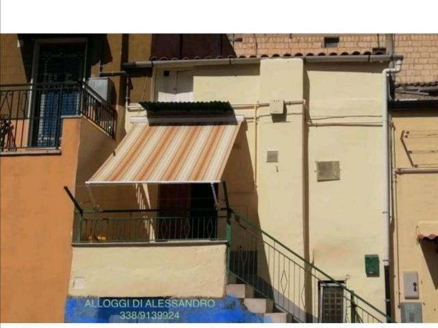 Appartamento in in affitto da privato a Lavello via Liguria, 27, da privato, centrale TrovaCasa