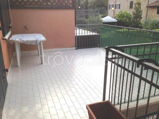 Appartamento in in affitto da privato a Lazise località Barum, posto auto, box, terrazzo TrovaCasa