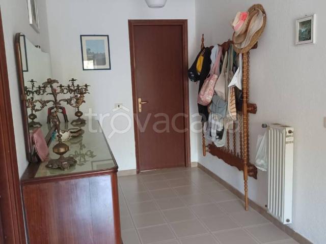Appartamento in in affitto da privato a Lacco Ameno via Pannella, giardino privato, da privato, posto auto coperto TrovaCasa