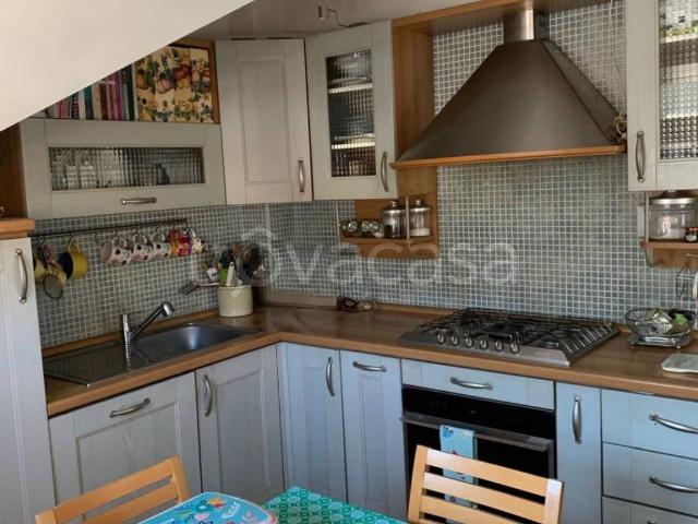 Appartamento in in affitto da privato a L'Aquila via Giosuè Carducci, da privato, centrale TrovaCasa