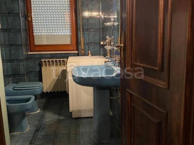Appartamento in in affitto da privato a L'Aquila via Maleubbia, 3, box, da privato, luminoso TrovaCasa