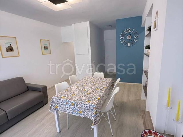 Appartamento in in affitto da privato a Letojanni via Contrada Silemi, arredato, da privato, vista mare TrovaCasa