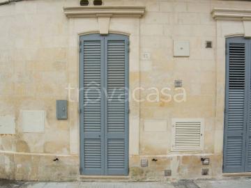 Appartamento in in affitto da privato a Lecce via Duca d'Aosta, 44, arredato, box, da privato TrovaCasa