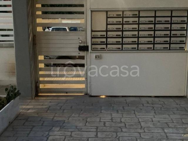 Appartamento in in affitto da privato a Lecce via Luigi Tenco, 3, arredato, posto auto, da privato TrovaCasa