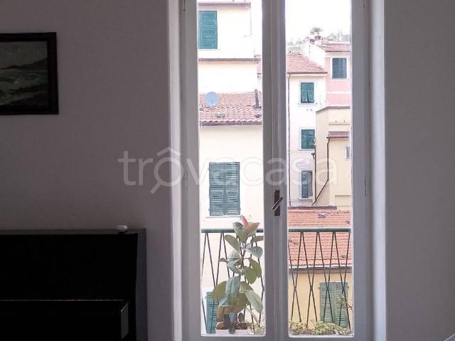 Appartamento in in affitto da privato a Lerici via Oronte Petriccioli, 36, da privato, senza ascensore TrovaCasa