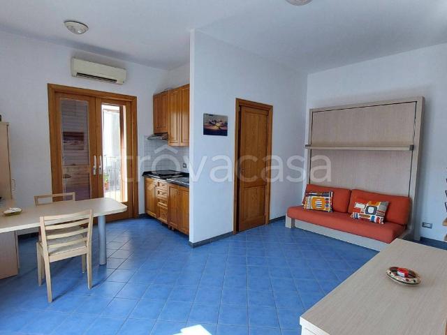 Appartamento in in affitto da privato a Lipari vico Stromboli, 1, arredato, terrazzo, da privato TrovaCasa