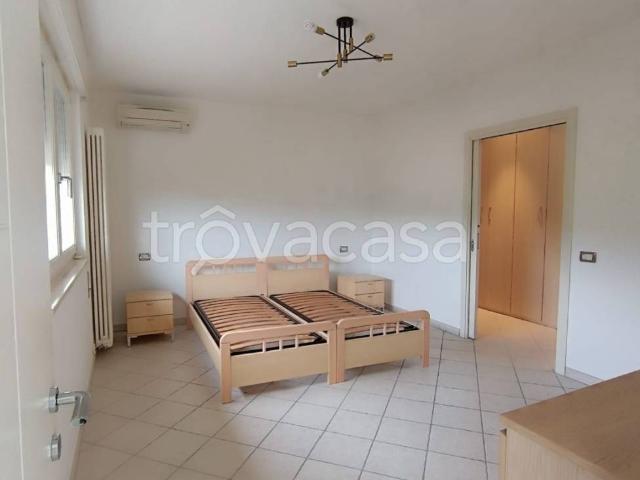 Appartamento in in affitto da privato a Lugo di Vicenza via Volpente, 14B, giardino, box, da privato TrovaCasa