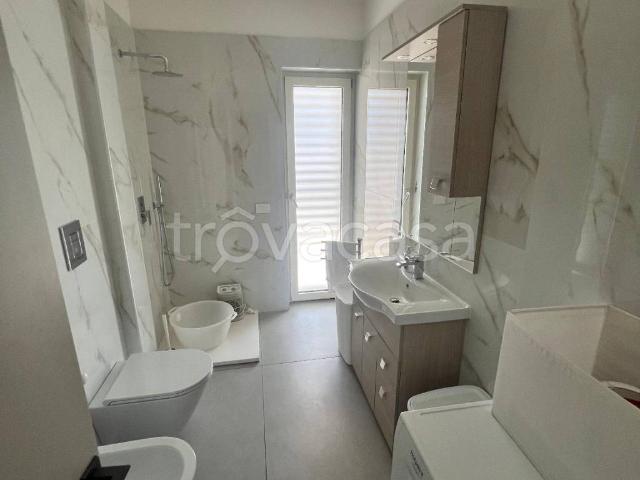Appartamento in in affitto da privato a Lusciano via Flavio Gioia, 11, arredato, box, terrazzo TrovaCasa