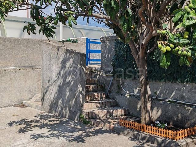 Appartamento in in affitto da privato a Motta San Giovanni corso Italia, 19, da privato, lavatrice, luminoso TrovaCasa