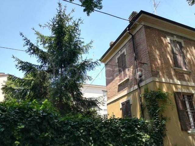 Appartamento in in affitto da privato a Modena, arredato, giardino, posto auto TrovaCasa