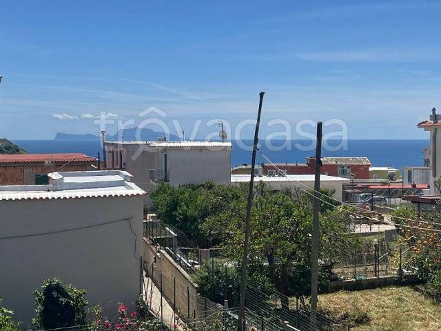 Appartamento in in affitto da privato a Monte di Procida via Filomarino, 14, da privato, balcone TrovaCasa
