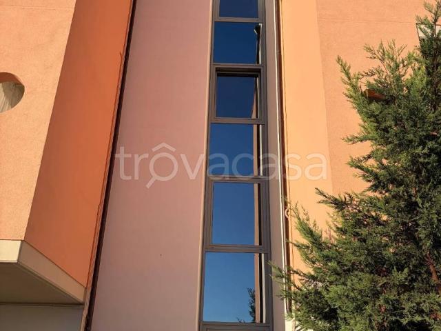 Appartamento in in affitto da privato a Montesilvano via Vestina, arredato, giardino, terrazzo TrovaCasa