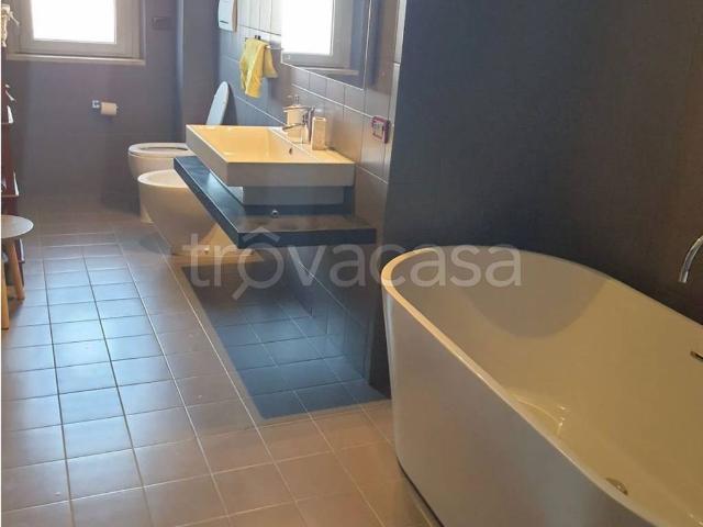 Appartamento in in affitto da privato a Montesilvano via Livenza, 7, arredato, terrazzo, da privato TrovaCasa