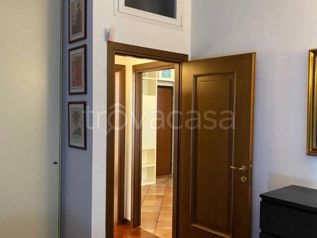 Appartamento in in affitto da privato a Monza via Gaetana Agnesi, 2, arredato, da privato, ascensore TrovaCasa