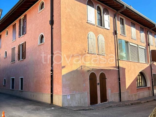 Appartamento in in affitto da privato a Manerba del Garda via Leutelmonte, 14, da privato TrovaCasa