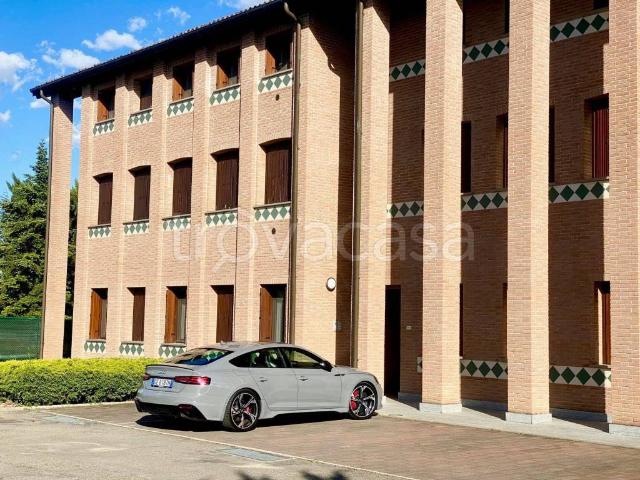 Appartamento in in affitto da privato a Maranello via Abetone Superiore, 146, arredato, posto auto, box TrovaCasa