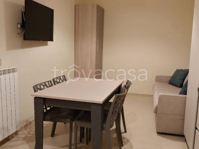 Appartamento in in affitto da privato a Margherita di Savoia via Sesta Regina, 3, da privato, ristrutturato, centrale TrovaCasa