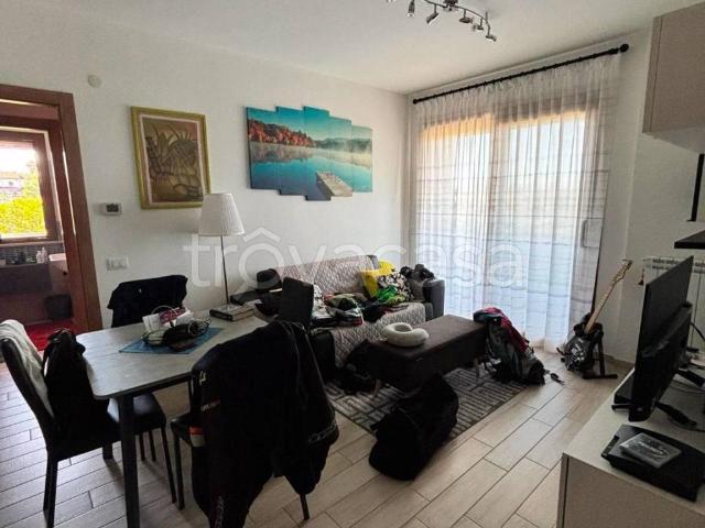 Appartamento in in affitto da privato a Marino via Fratelli Cervi, 13, posto auto, terrazzo, da privato TrovaCasa