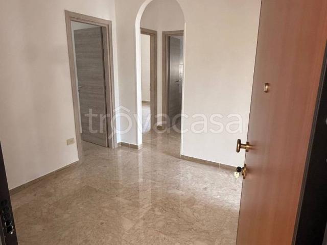 Appartamento in in affitto da privato a Martina Franca via Don Giovanni Minzoni, 62, non arredato/vuoto, posto auto, da privato TrovaCasa