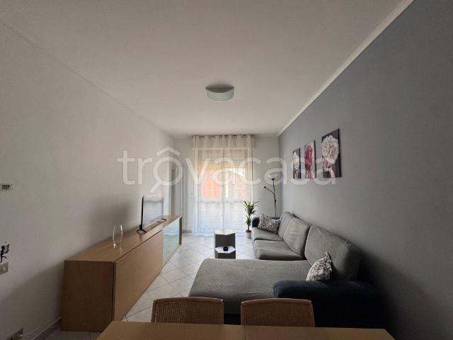 Appartamento in in affitto da privato a Massa via Marcello Garosi, 18, box, terrazzo, da privato TrovaCasa