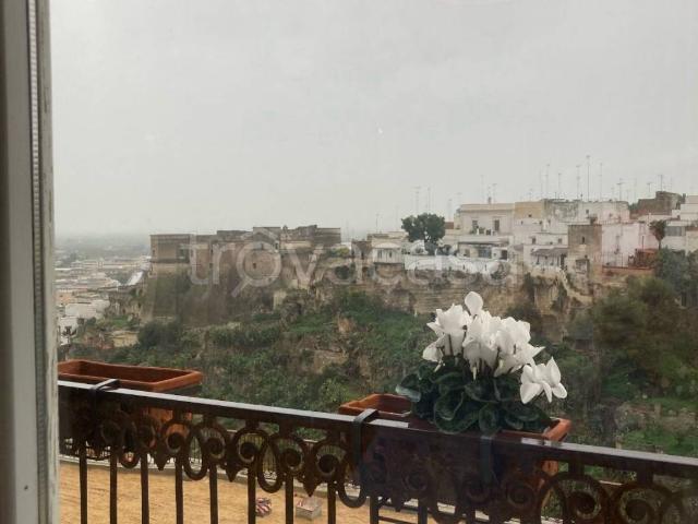 Appartamento in in affitto da privato a Massafra via Aurelio Saffi, da privato, balcone TrovaCasa