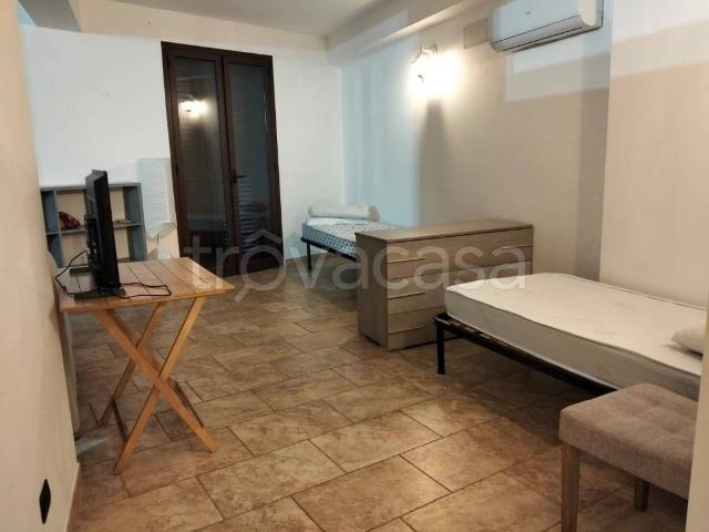 Appartamento in in affitto da privato a Melilli via Fonte, 2, da privato, nuova costruzione, luminoso TrovaCasa