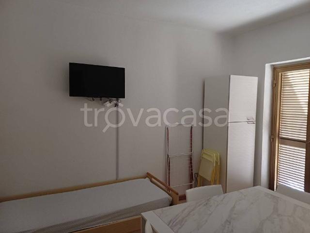 Appartamento in in affitto da privato a Melissa piazza Italia, 1, da privato, ristrutturato TrovaCasa