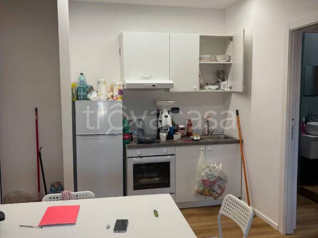 Appartamento in in affitto da privato a Milano corso Como, 11, da privato, cucina a vista TrovaCasa