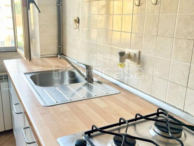 Appartamento in in affitto da privato a Milano via Vespri Siciliani, 7, da privato, senza ascensore TrovaCasa