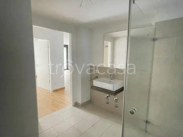 Appartamento in in affitto da privato a Milano via Adeodato Ressi, 1, da privato, balcone TrovaCasa