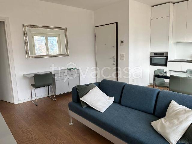 Appartamento in in affitto da privato a Milano via Bruno Cassinari, 16, box, terrazzo, da privato TrovaCasa