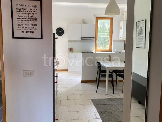 Appartamento in in affitto da privato a Milano via Dante Chiasserini, 109, da privato, lavatrice, balcone TrovaCasa