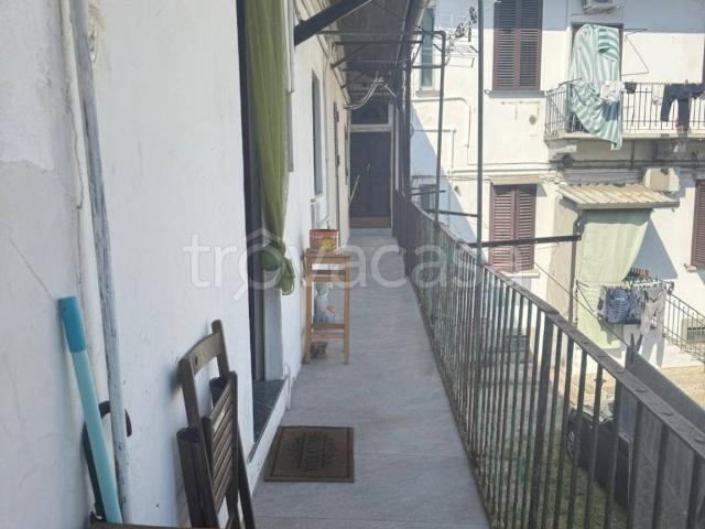 Appartamento in in affitto da privato a Milano via Michele Pericle Negrotto, 8, da privato, doppia esposizione, lavatrice TrovaCasa
