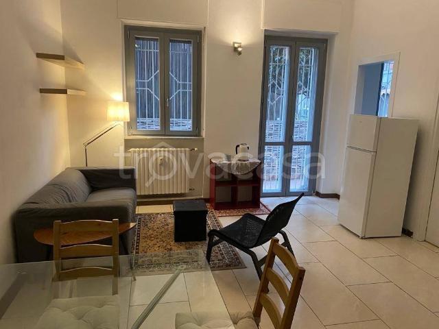 Appartamento in in affitto da privato a Milano viale Molise, 46, arredato, da privato, doppia esposizione TrovaCasa