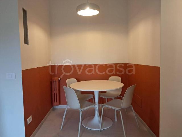 Appartamento in in affitto da privato a Milano viale Liguria, 35, arredato, da privato, doppia esposizione TrovaCasa