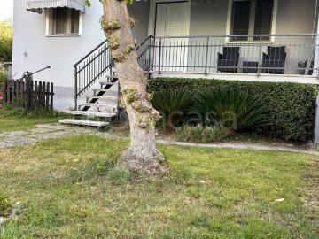 Appartamento in in affitto da privato a Misano Adriatico via Misano Adriatico, 18, giardino, da privato, posto auto coperto TrovaCasa